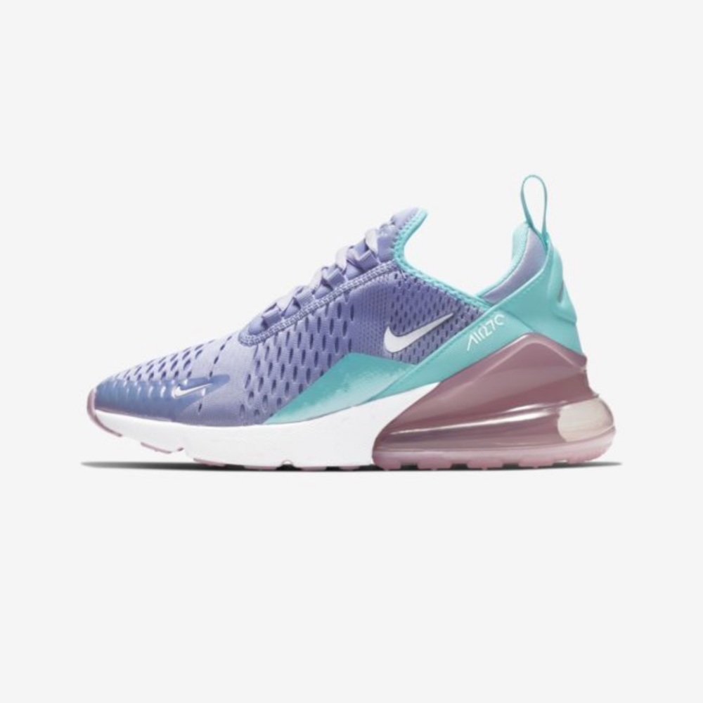 Nike 270
